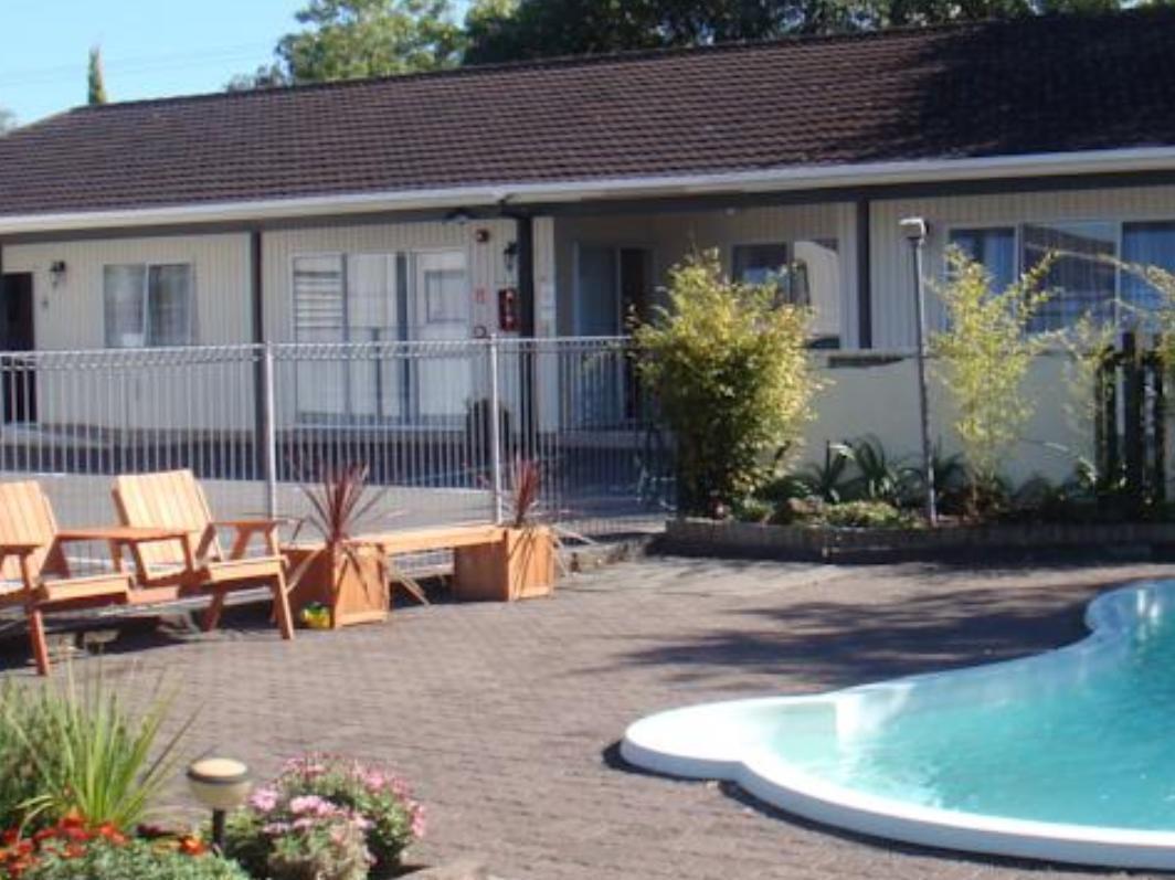Acorn Estate Motel Мастертон Екстер'єр фото